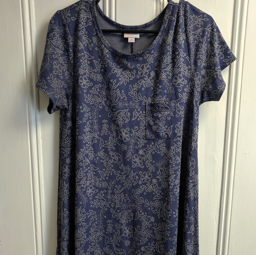 Blue with White Floral Lularoe Carly Size Small